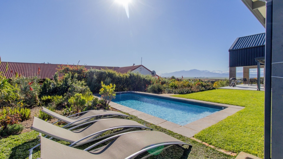 5 Bedroom Property for Sale in Riebeek Kasteel Western Cape